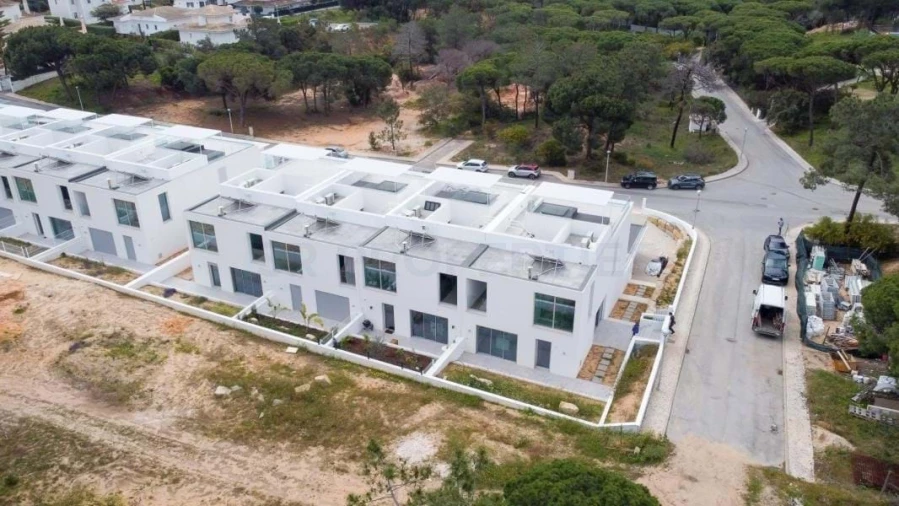 Moradia T3 para Venda em Almancil Foto 35