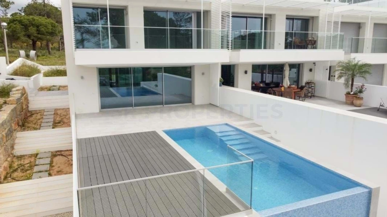 Moradia T3 para Venda em Almancil Foto 30