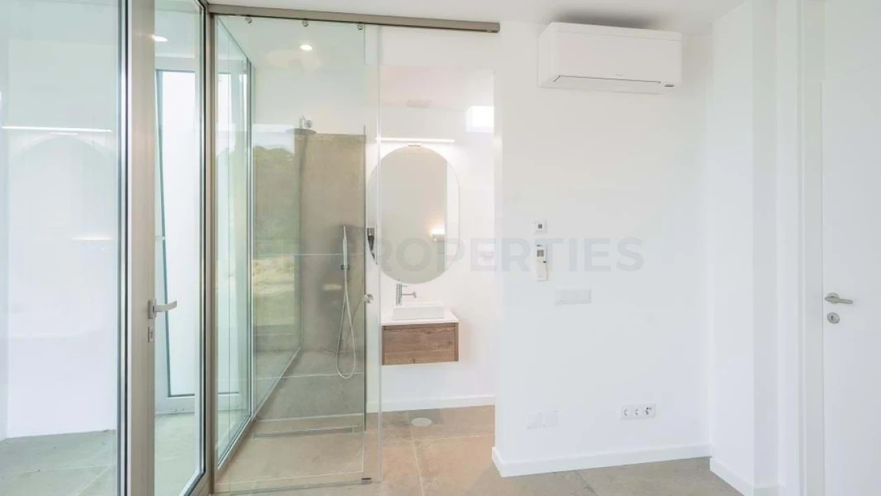 Moradia T3 para Venda em Almancil Foto 5