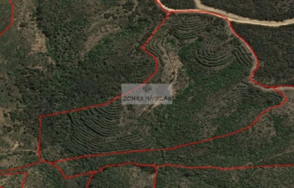 Terreno para Venda em Lagos (São Sebastião e Santa Maria)