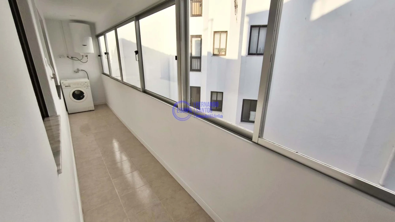 Apartamento T1 para Venda em Armação de Pera Foto 12