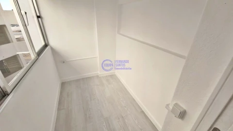 Apartamento T1 para Venda em Armação de Pera