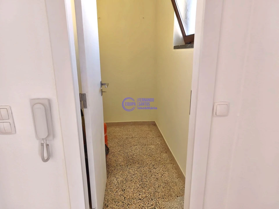 Apartamento T1 para Venda em Armação de Pera Foto 8