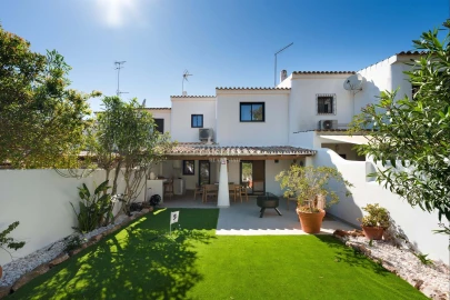 Moradia T4 para Venda em Almancil