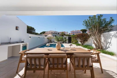 Moradia T4 para Venda em Almancil