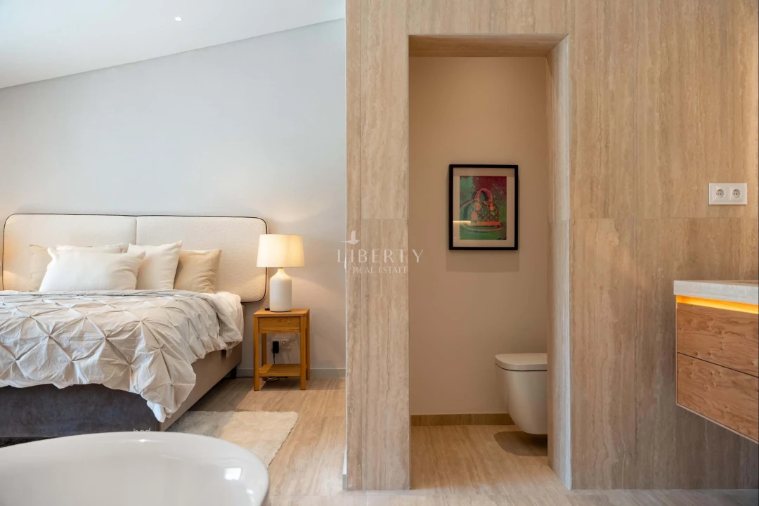 Moradia T4 para Venda em Almancil Foto 21