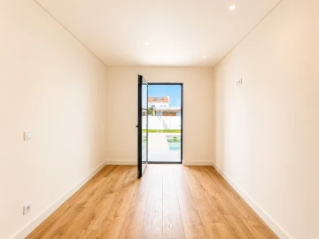 Moradia T3 para Venda em Santo Estêvão