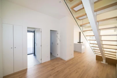 Moradia T3 para Venda em Santo Estêvão