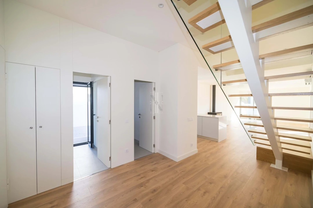 Moradia T3 para Venda em Santo Estêvão Foto 5