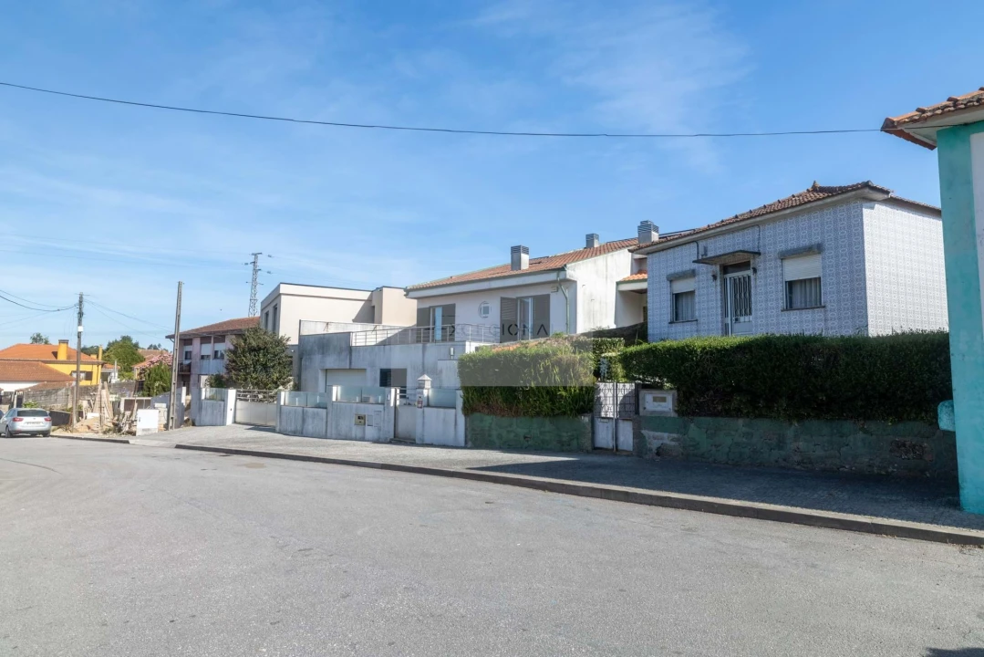 Moradia T2 para Venda em Cidade da Maia Foto 26