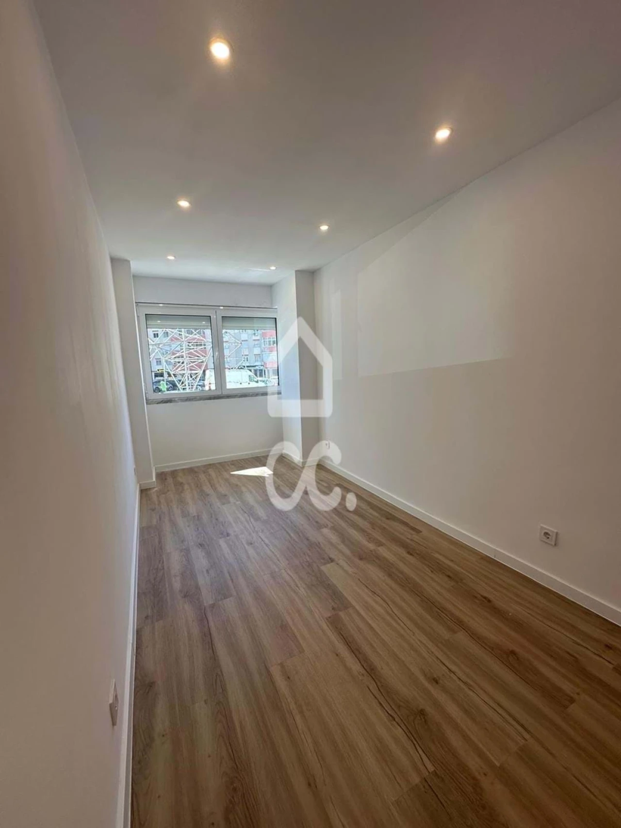 Apartamento T2 para Venda em Odivelas Foto 15