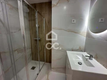 Apartamento T2 para Venda em Odivelas