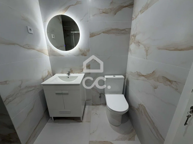 Apartamento T2 para Venda em Odivelas Foto 11