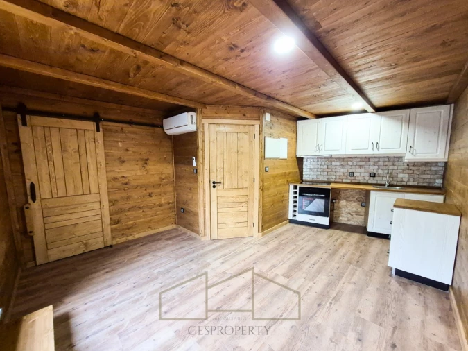 Moradia T3 para Venda em Cortes do Meio Foto 3