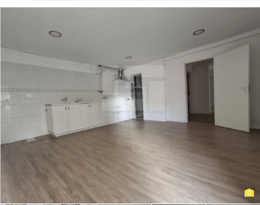Apartamento T3 para Venda em Odivelas Foto 1