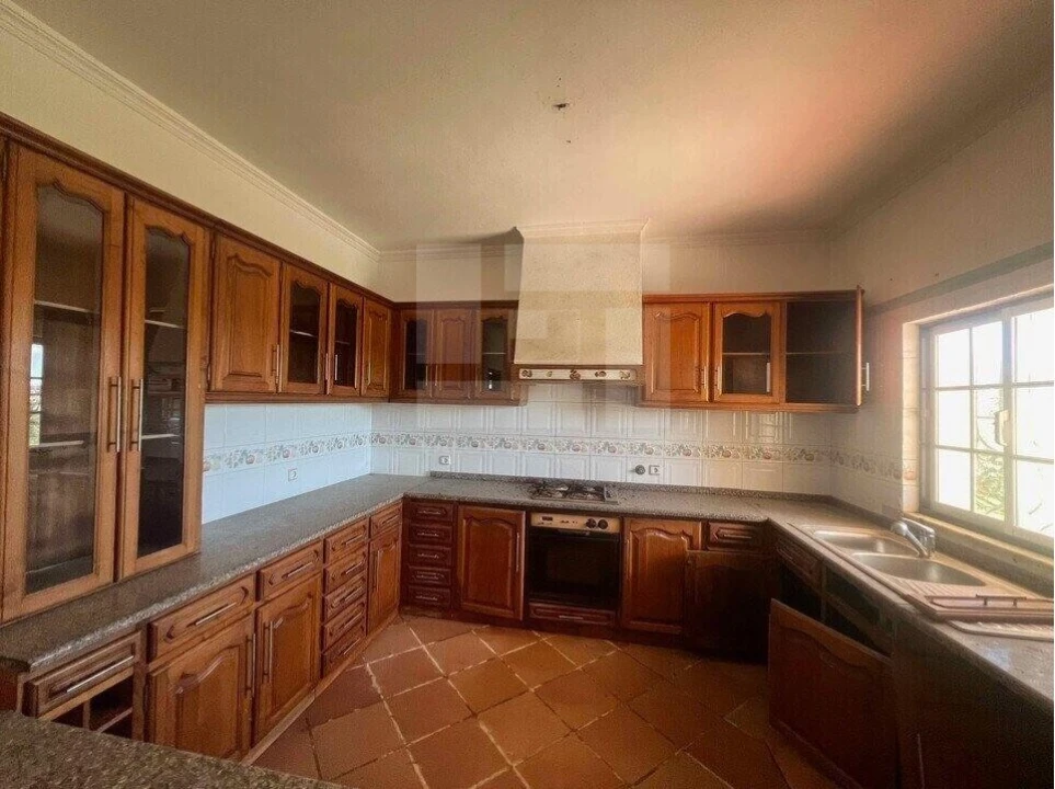 Moradia T4 para Venda em Rio de Moinhos Foto 2