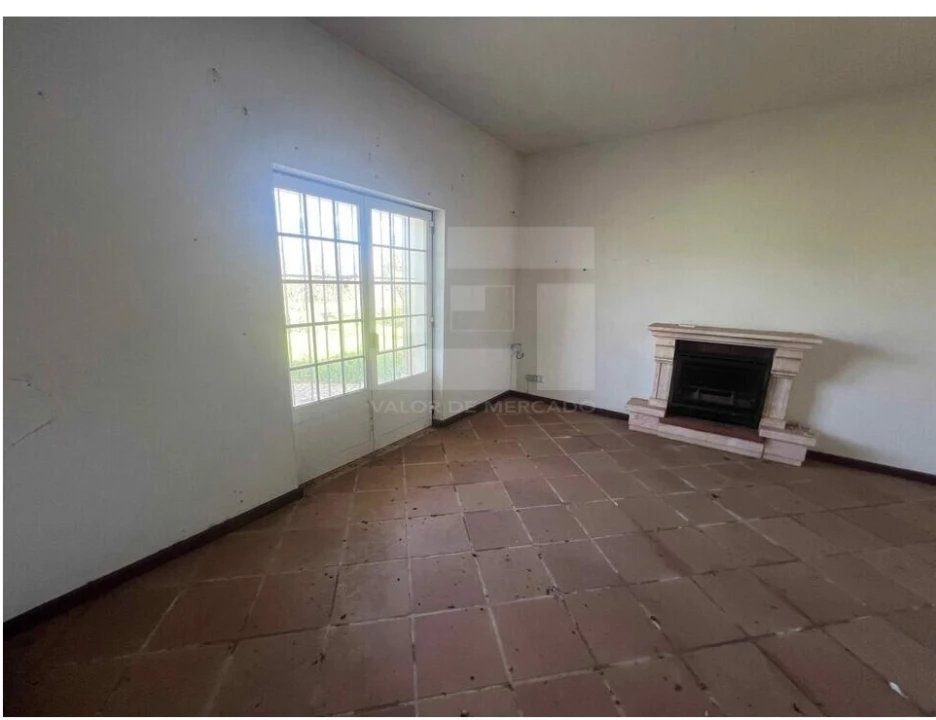 Moradia T4 para Venda em Rio de Moinhos Foto 3