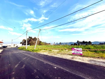 Terreno para Venda em Alfeizerão