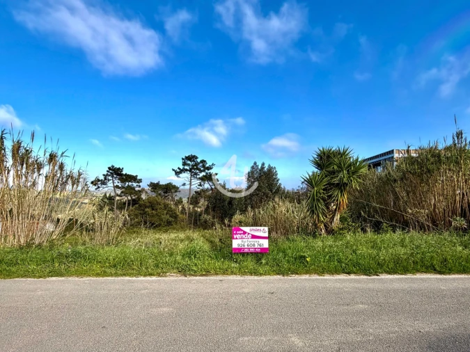 Terreno para Venda em Alfeizerão Foto 3