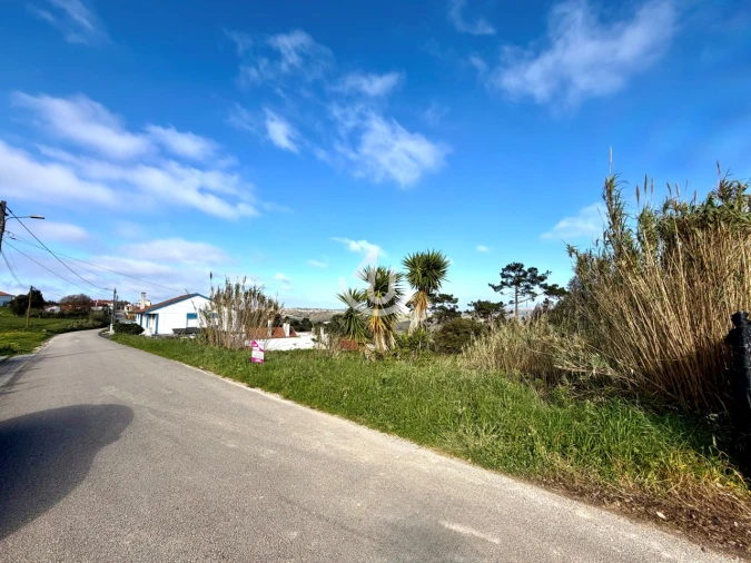 Terreno para Venda em Alfeizerão Foto 2