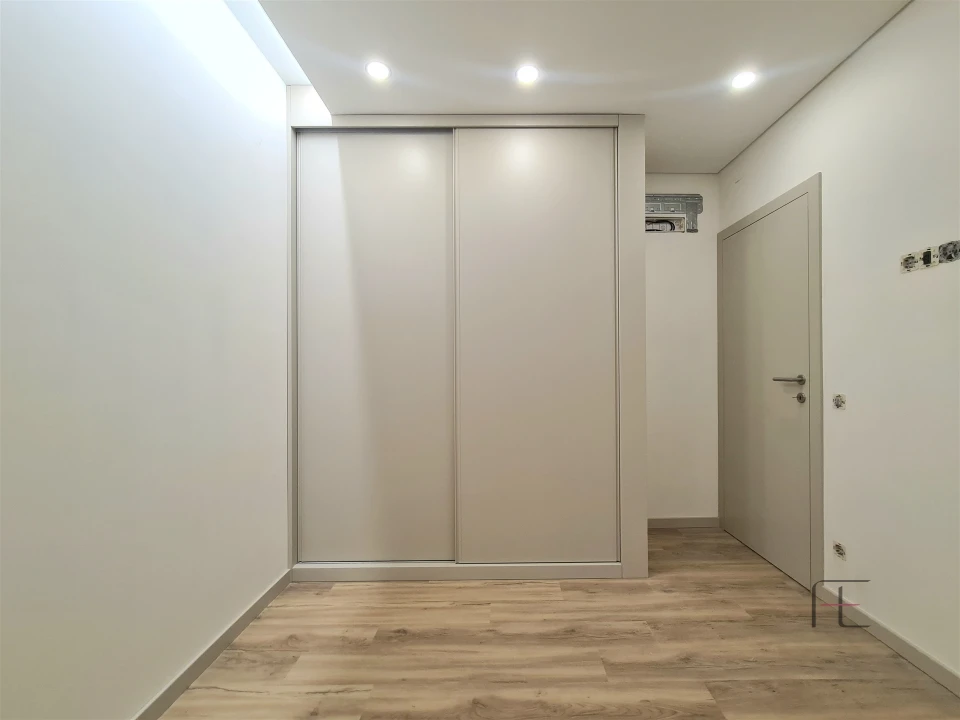 Moradia T3 para Venda em Espinho Foto 18