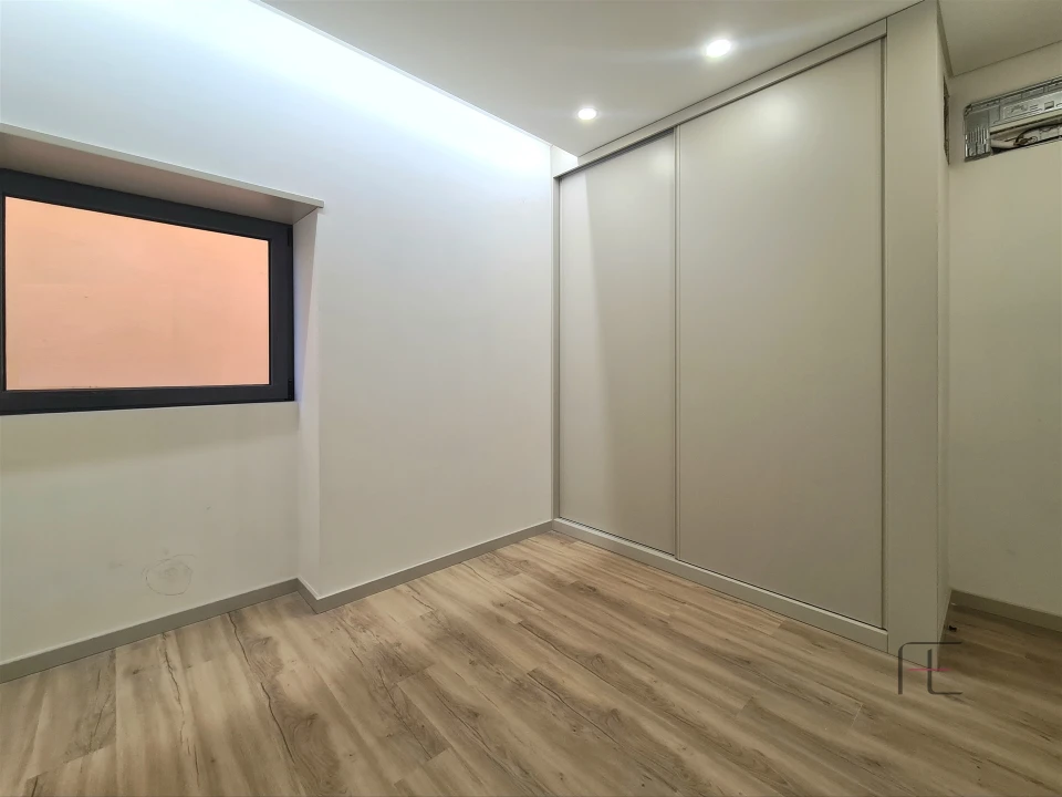 Moradia T3 para Venda em Espinho Foto 19