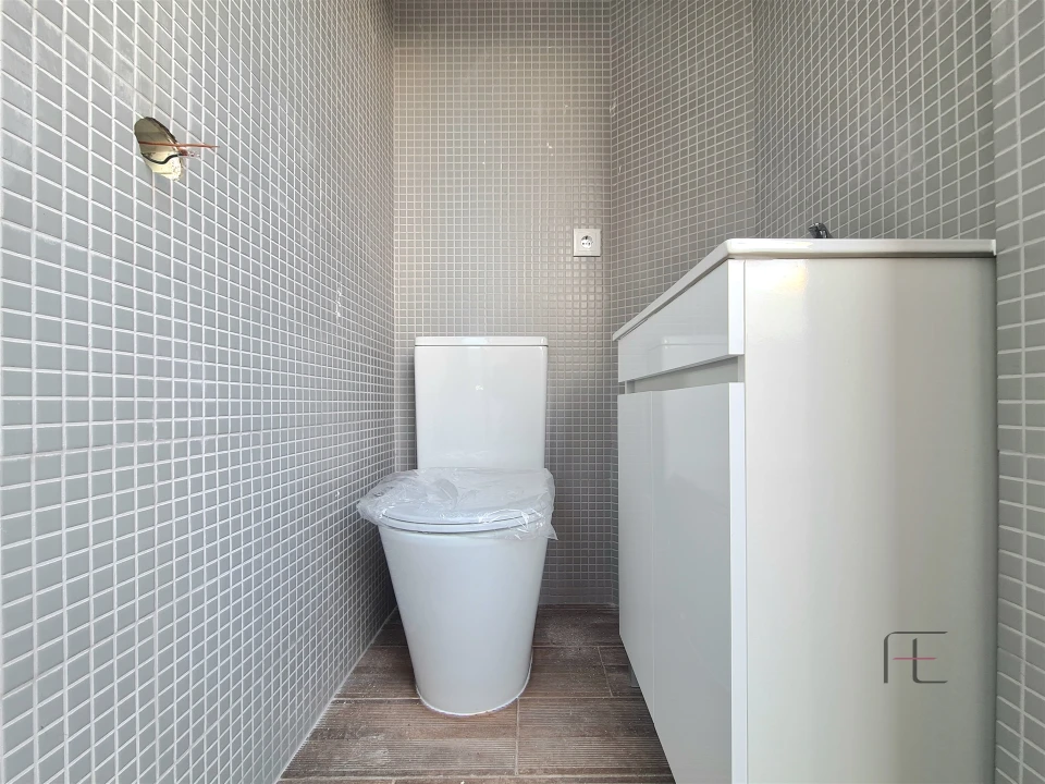 Moradia T3 para Venda em Espinho Foto 26