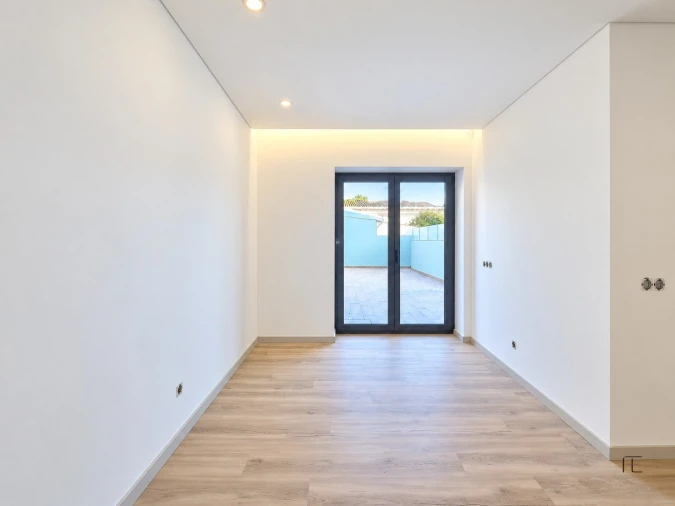Moradia T3 para Venda em Espinho Foto 4