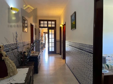 Moradia T3 para Venda em Cebolais de Cima e Retaxo