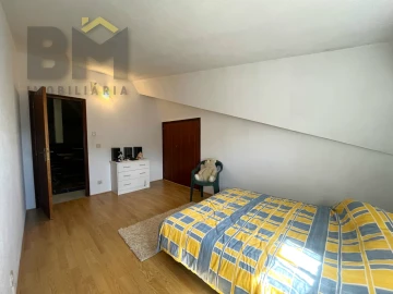 Moradia T3 para Venda em Cebolais de Cima e Retaxo