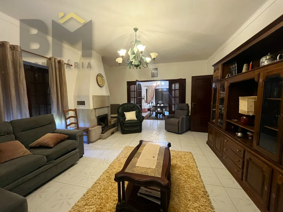 Moradia T3 para Venda em Cebolais de Cima e Retaxo Foto 8