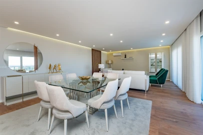 Apartamento T3 para Venda em Alverca do Ribatejo e Sobralinho