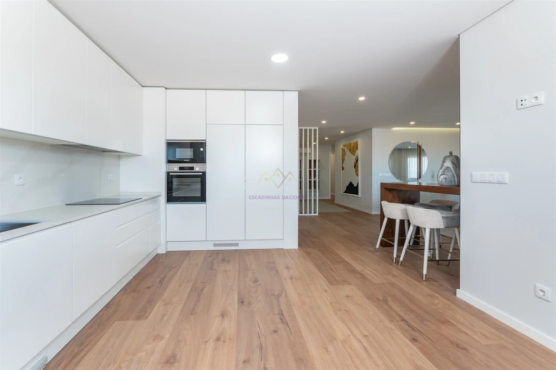 Apartamento T3 para Venda em Alverca do Ribatejo e Sobralinho Foto 2