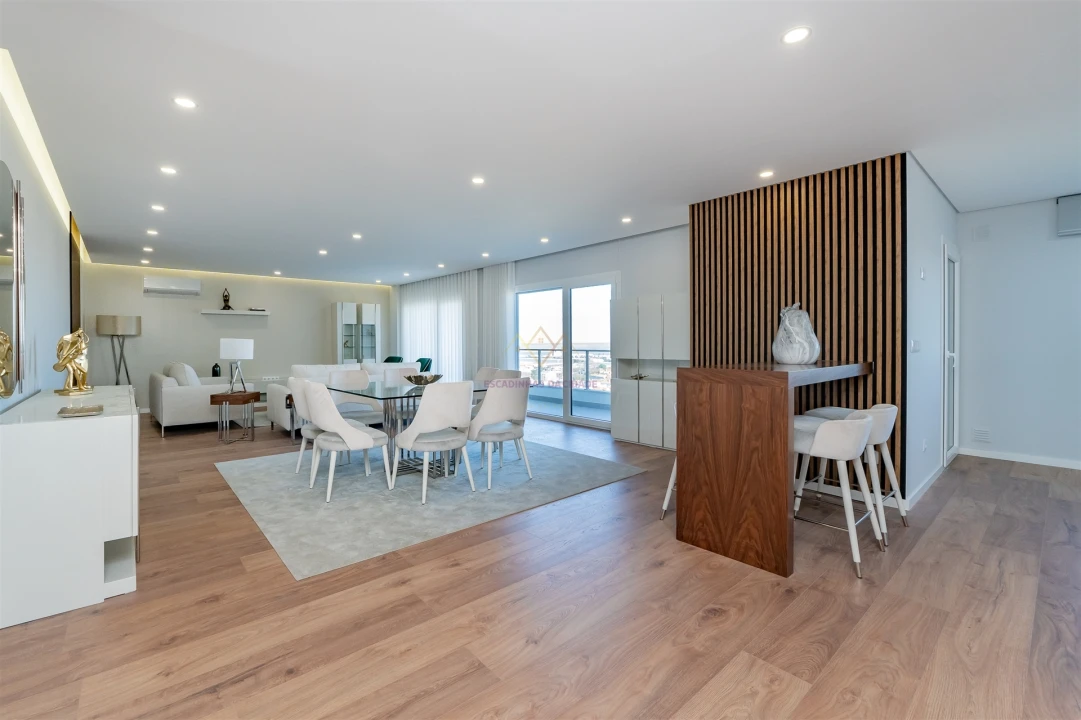 Apartamento T3 para Venda em Alverca do Ribatejo e Sobralinho Foto 3