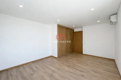 Apartamento T1 para Venda em Mangualde, Mesquitela e Cunha Alta