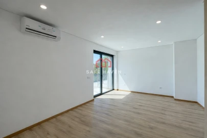 Apartamento T1 para Venda em Mangualde, Mesquitela e Cunha Alta