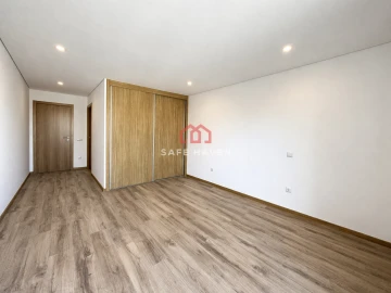 Apartamento T3 para Venda em Mangualde, Mesquitela e Cunha Alta