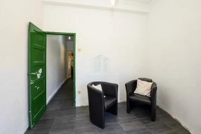 Loja para Arrendamento em Torres Novas (Santa Maria, Salvador e Santiago)