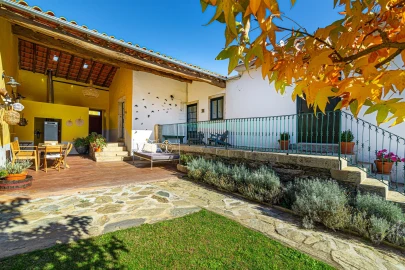 Moradia T5 para Venda em Avantos e Romeu