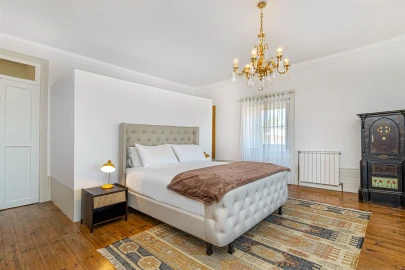 Moradia T5 para Venda em Avantos e Romeu