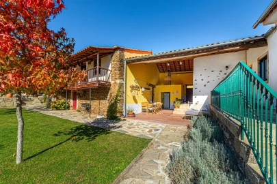 Moradia T5 para Venda em Avantos e Romeu