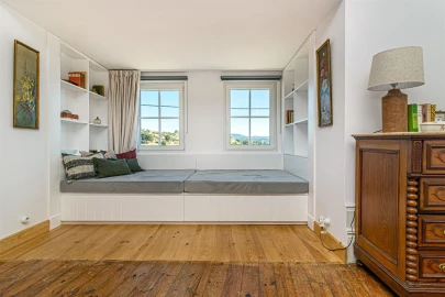 Moradia T5 para Venda em Avantos e Romeu