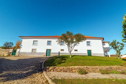 Moradia T5 para Venda em Avantos e Romeu