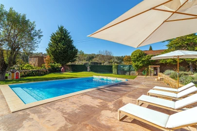 Moradia T5 para Venda em Avantos e Romeu