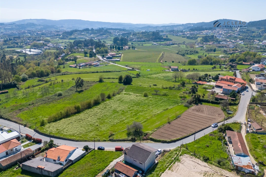 Terreno para Venda em Paredes Foto 4