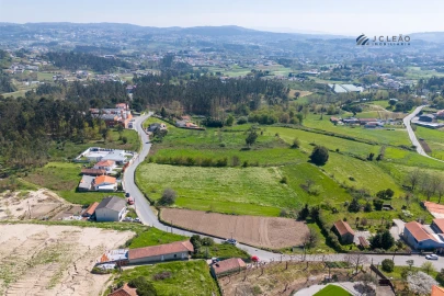Terreno para Venda em Paredes