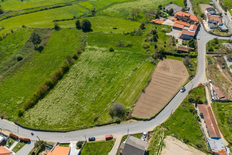 Terreno para Venda em Paredes Foto 27