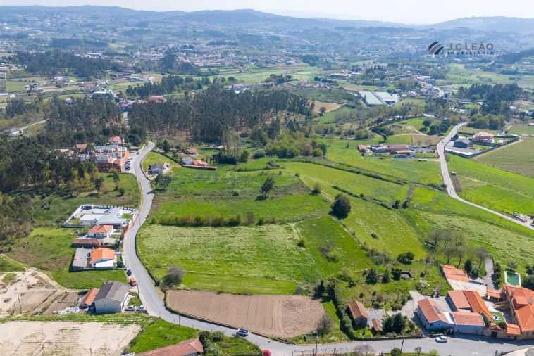 Terreno para Venda em Paredes Foto 16