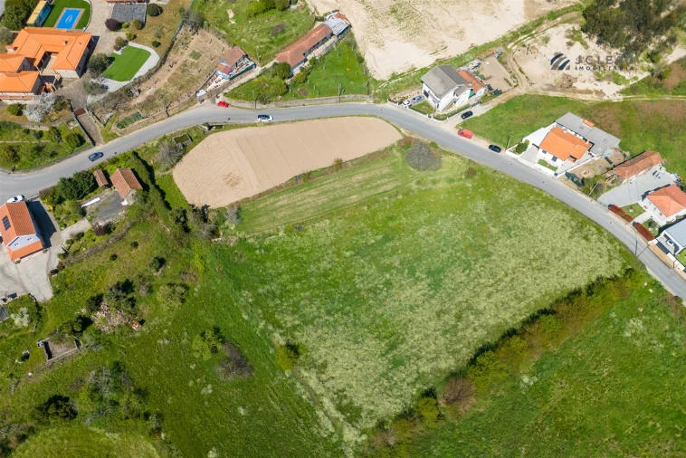 Terreno para Venda em Paredes Foto 7