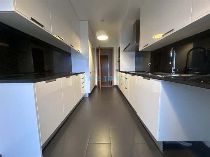 Apartamento T2 para Arrendamento em Matosinhos e Leça da Palmeira Foto 4